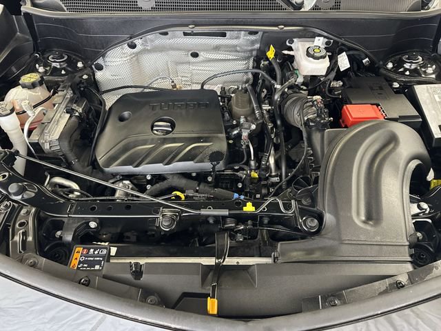 Certified 2024 Buick Encore GX Sport Touring FWD image 27