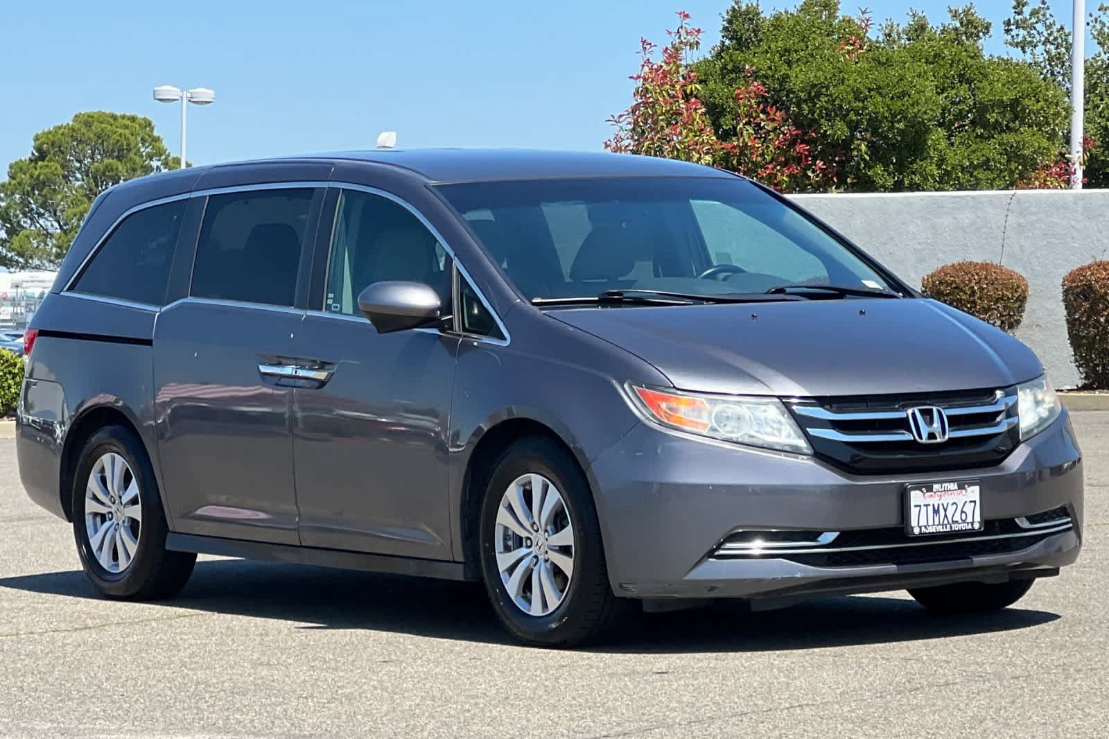 Used 2016 Honda Odyssey SE image 5