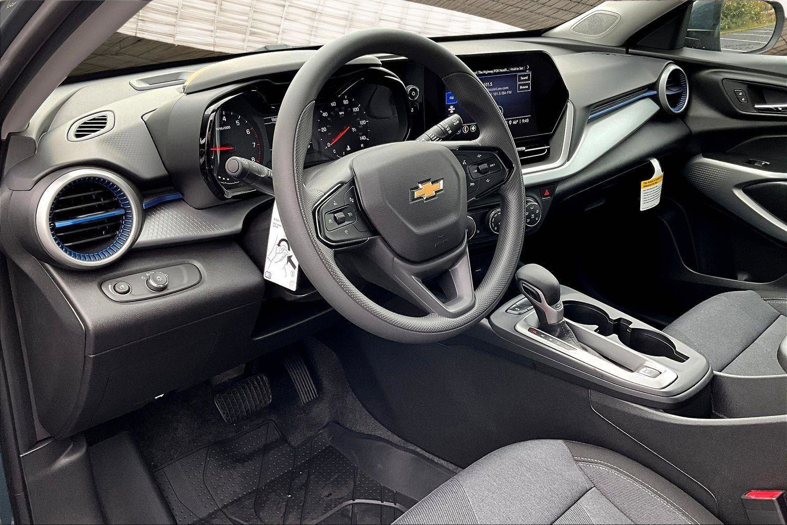 New 2026 Chevrolet Trax LS w/ LS Convenience Package image 7