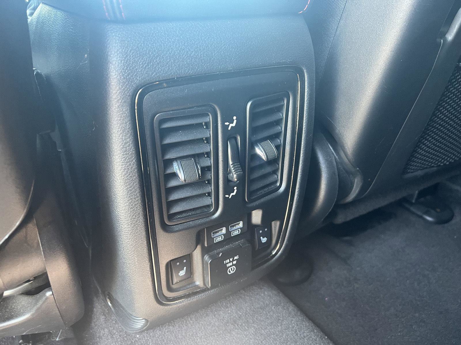 Used 2018 Dodge Durango R/T w/ Technology Group image 12