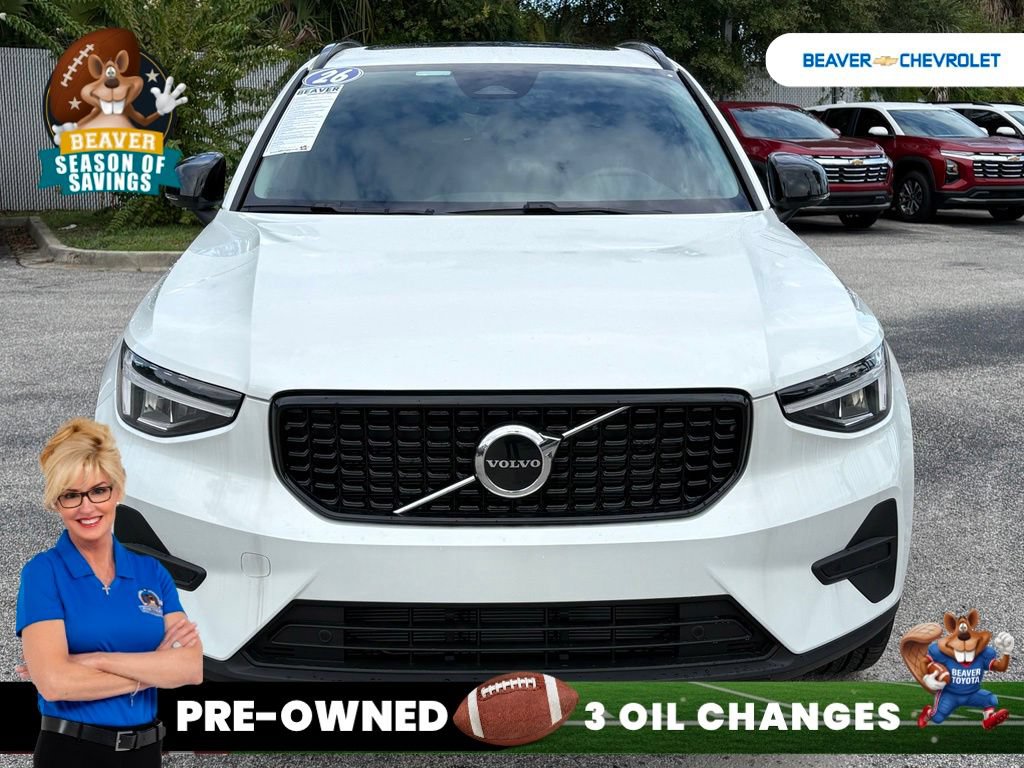 Used 2026 Volvo XC40 B4 Core FWD image 3