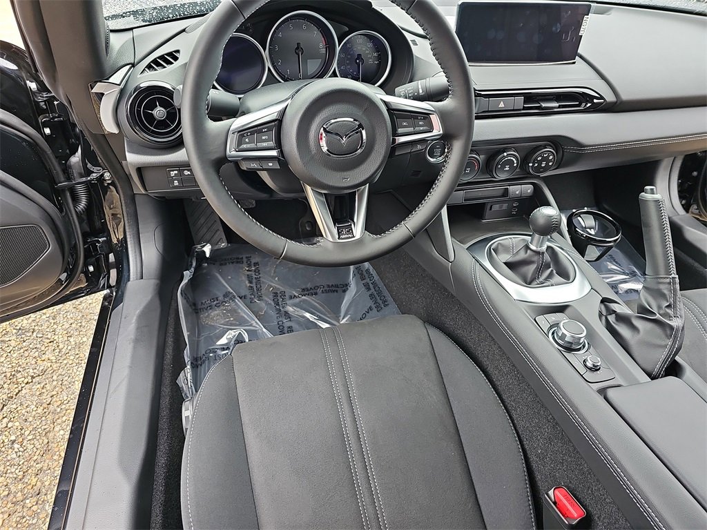 New 2025 MAZDA MX-5 Miata Club image 11