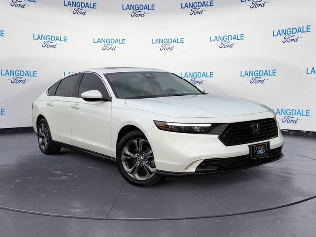 Used 2024 Honda Accord EX image 2