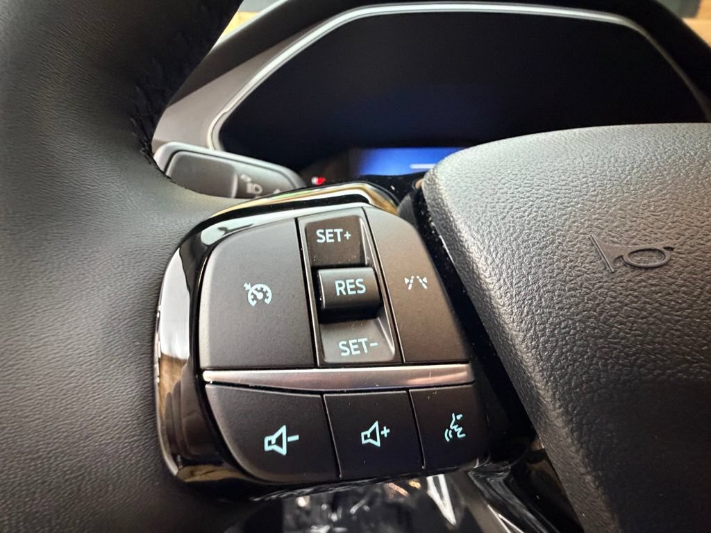Used 2023 Ford Escape Active AWD/4WD image 22