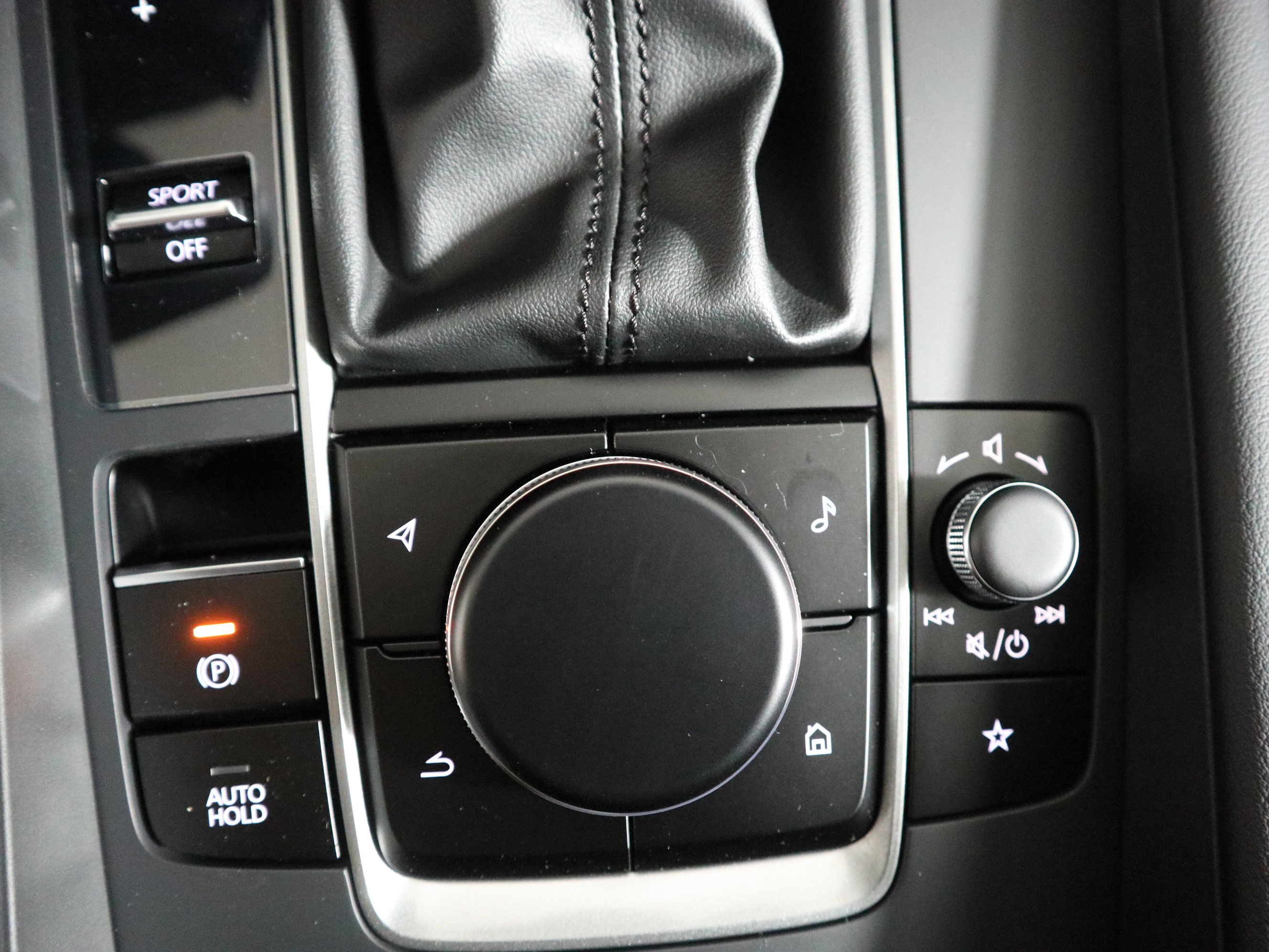 New 2026 MAZDA MAZDA3 2.5 S Sedan w/ Preferred Pkg image 29