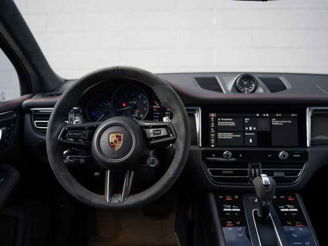 New 2026 Porsche Macan GTS image 21