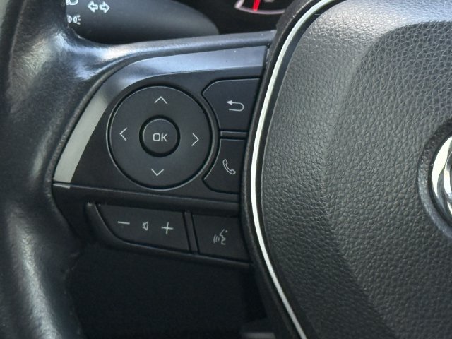 Used 2022 Toyota Corolla Cross LE FWD image 14