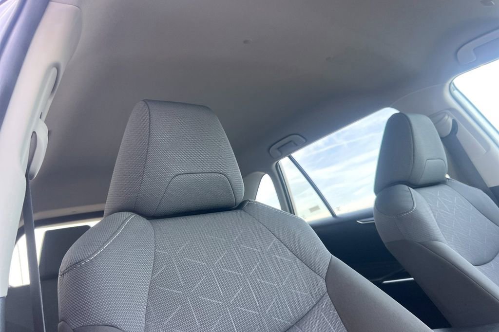 Certified 2025 Toyota RAV4 XLE image 19