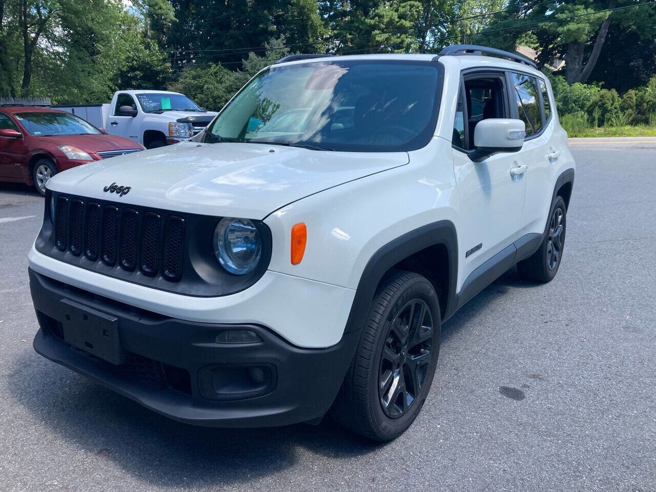 Used 2017 Jeep Renegade Altitude image 1