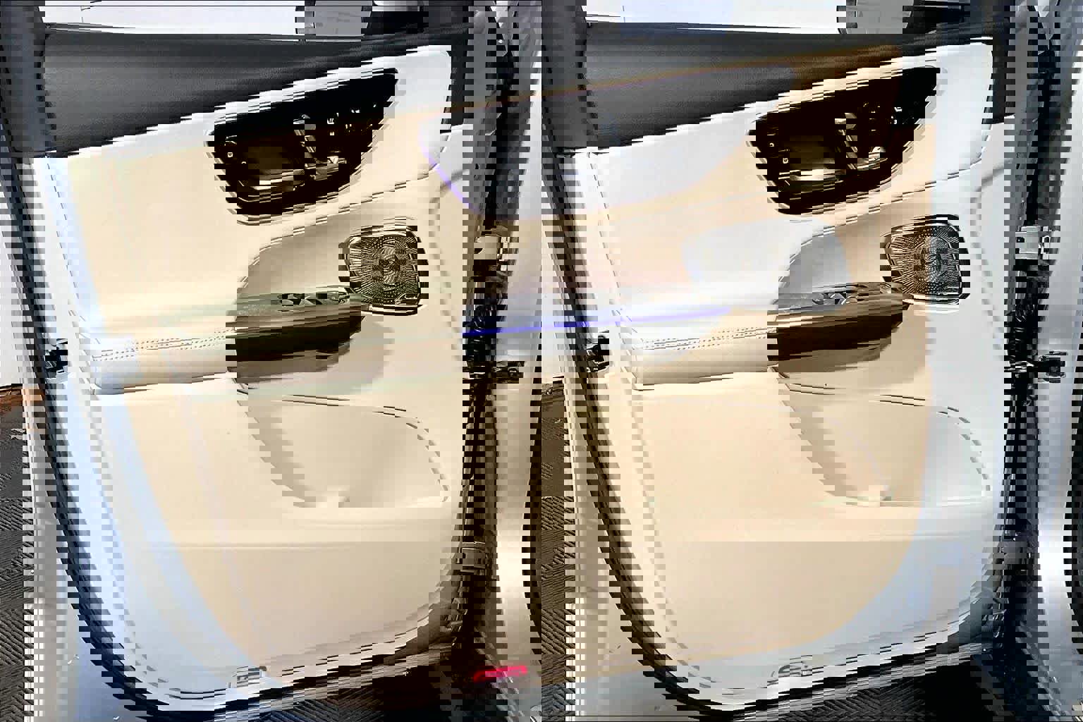 New 2026 Mercedes-Benz GLC 300 4MATIC image 11