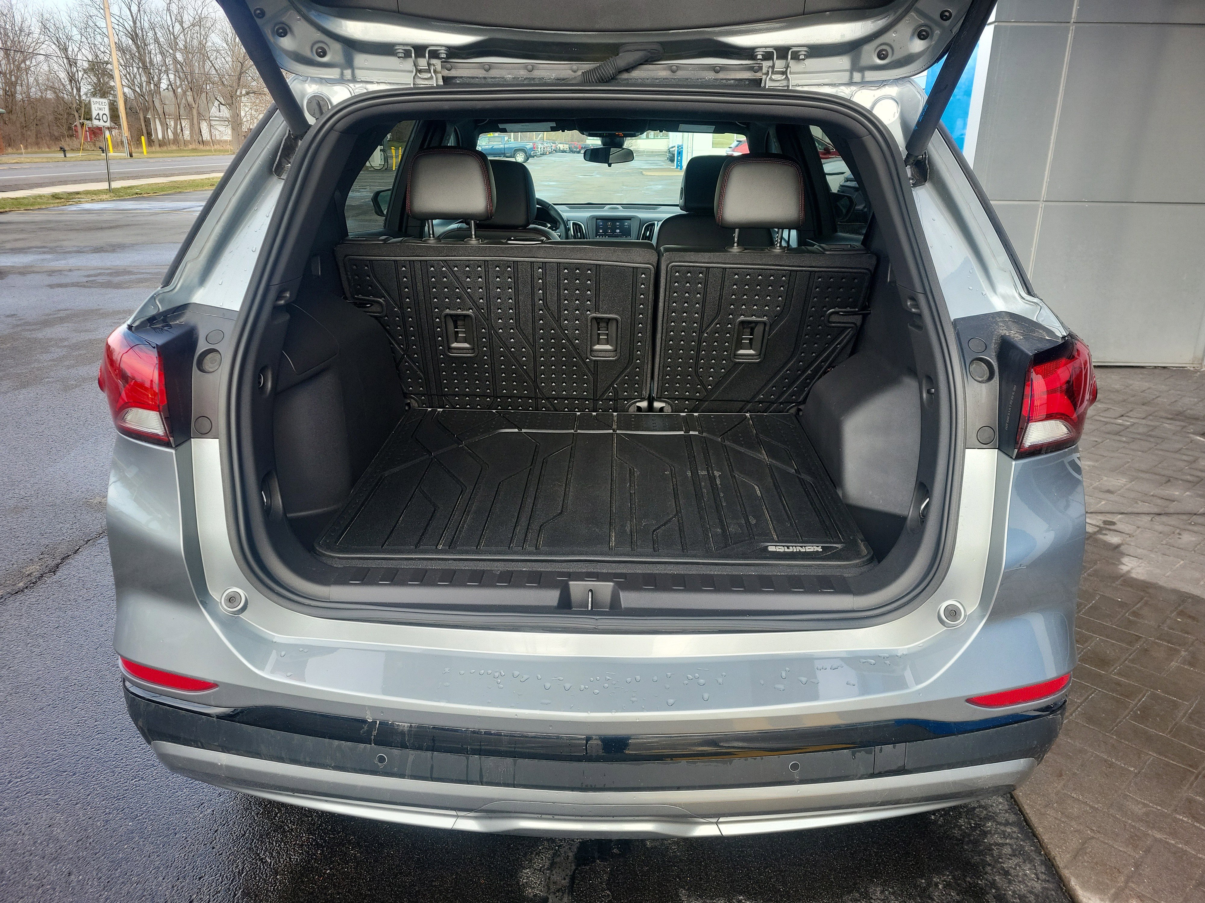 Certified 2024 Chevrolet Equinox RS w/ LPO, Floor Liner Package image 19