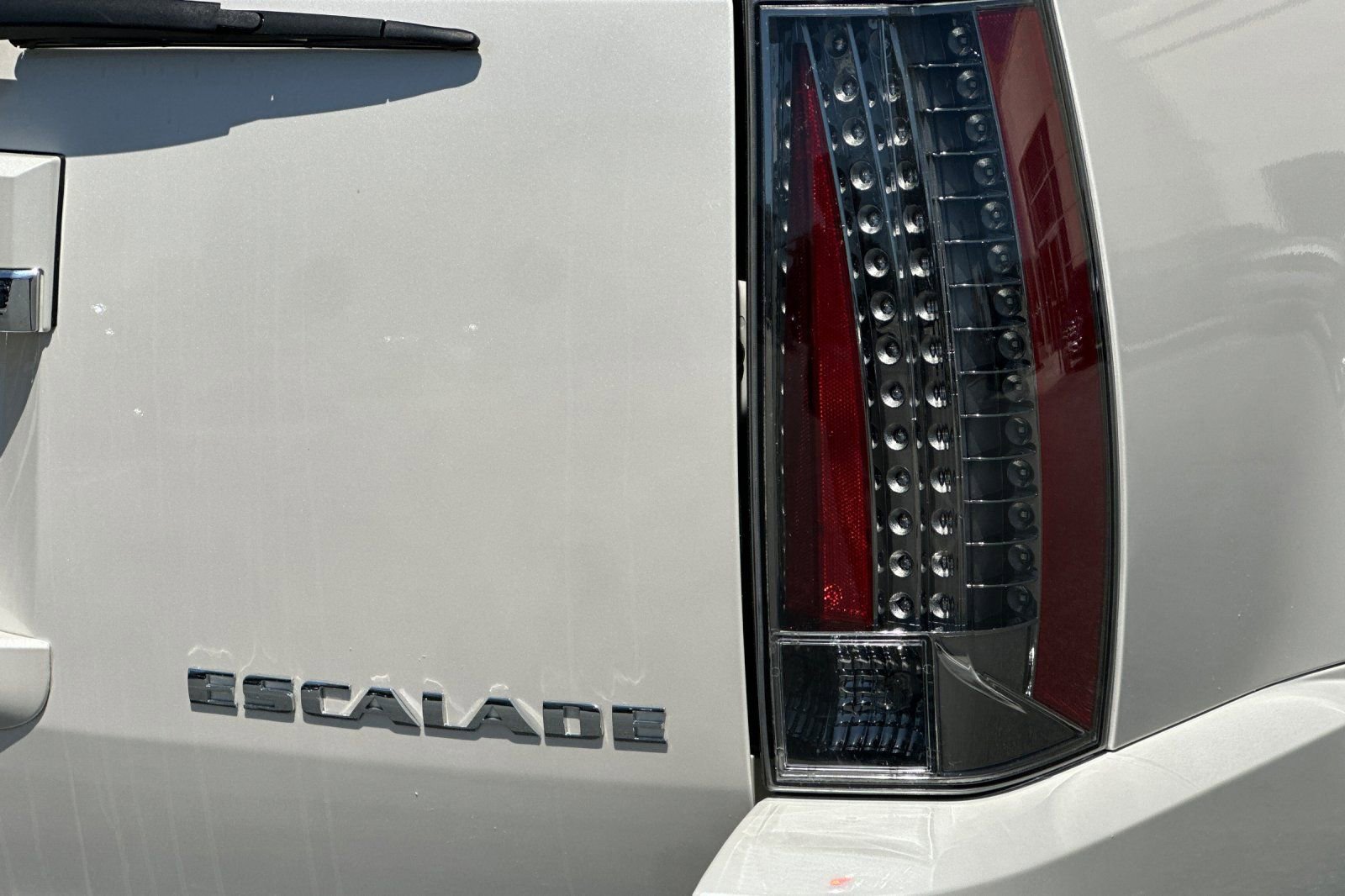 Used 2013 Cadillac Escalade Premium AWD/4WD image 36