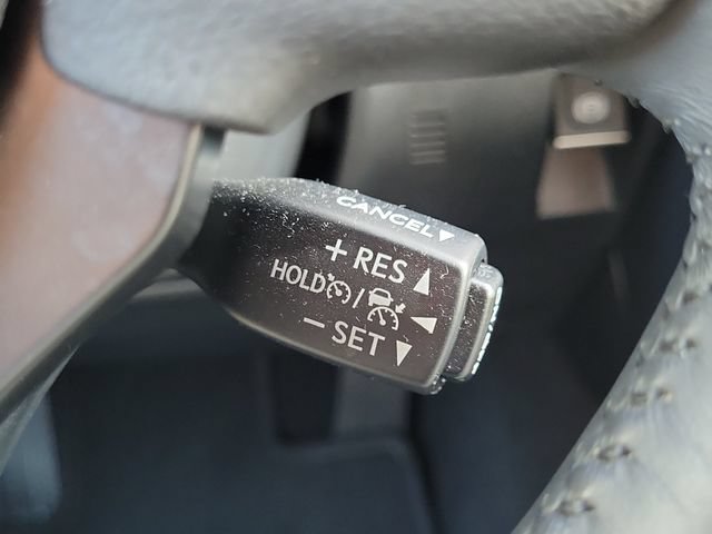 Used 2024 Lexus IS 350 F Sport RWD image 22