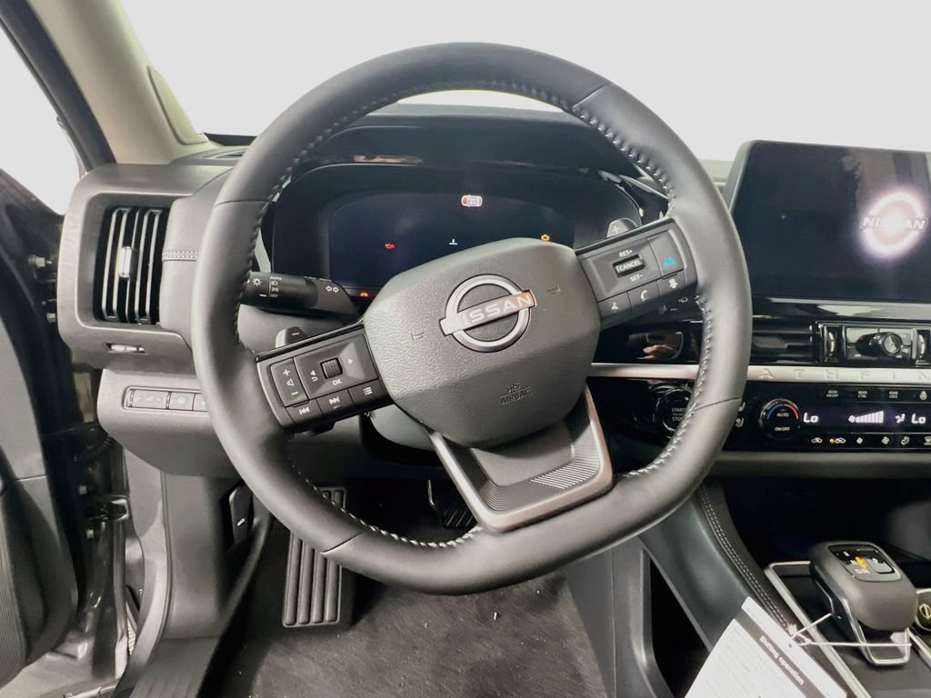 New 2026 Nissan Pathfinder Platinum AWD/4WD image 10