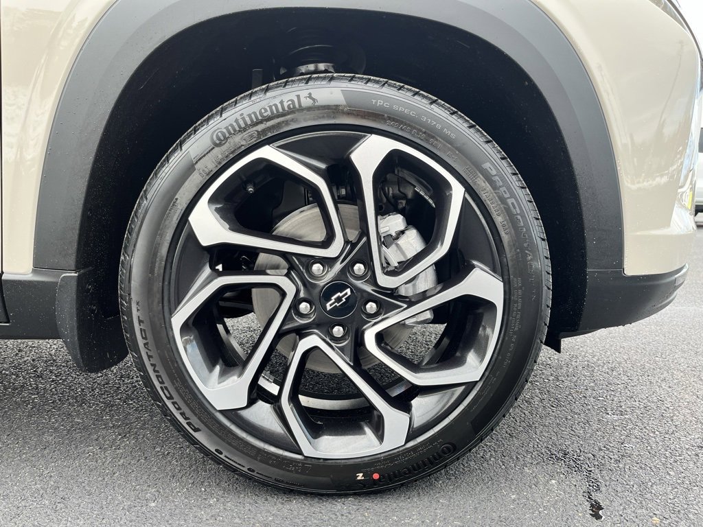 New 2026 Chevrolet Trax RS w/ Sunroof Package image 28