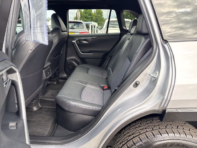 Used 2021 Toyota RAV4 XSE AWD/4WD image 13