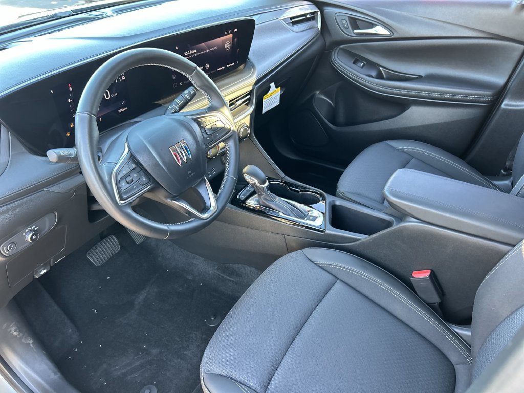 Used 2024 Buick Encore GX Preferred w/ Comfort Package FWD image 10