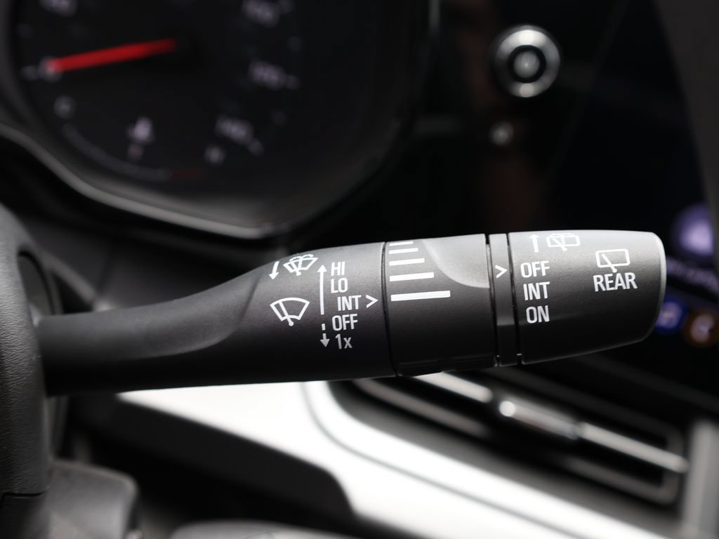 Used 2024 Chevrolet Trax LS FWD image 32