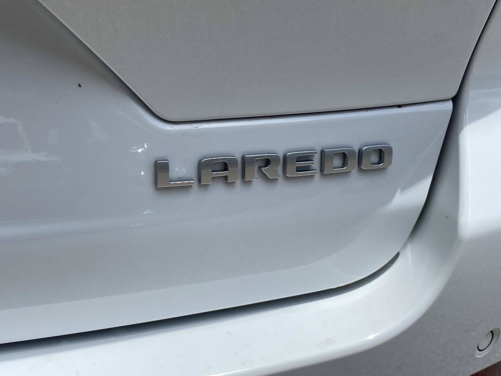 Used 2024 Jeep Grand Cherokee Laredo X RWD image 5