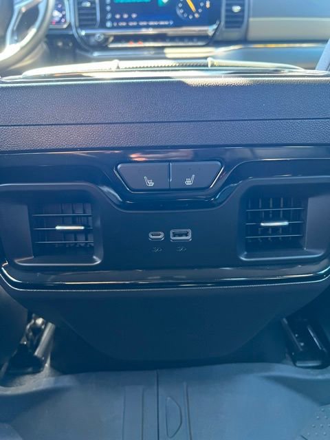 Used 2024 Chevrolet Silverado 1500 ZR2 w/ Technology Package image 24