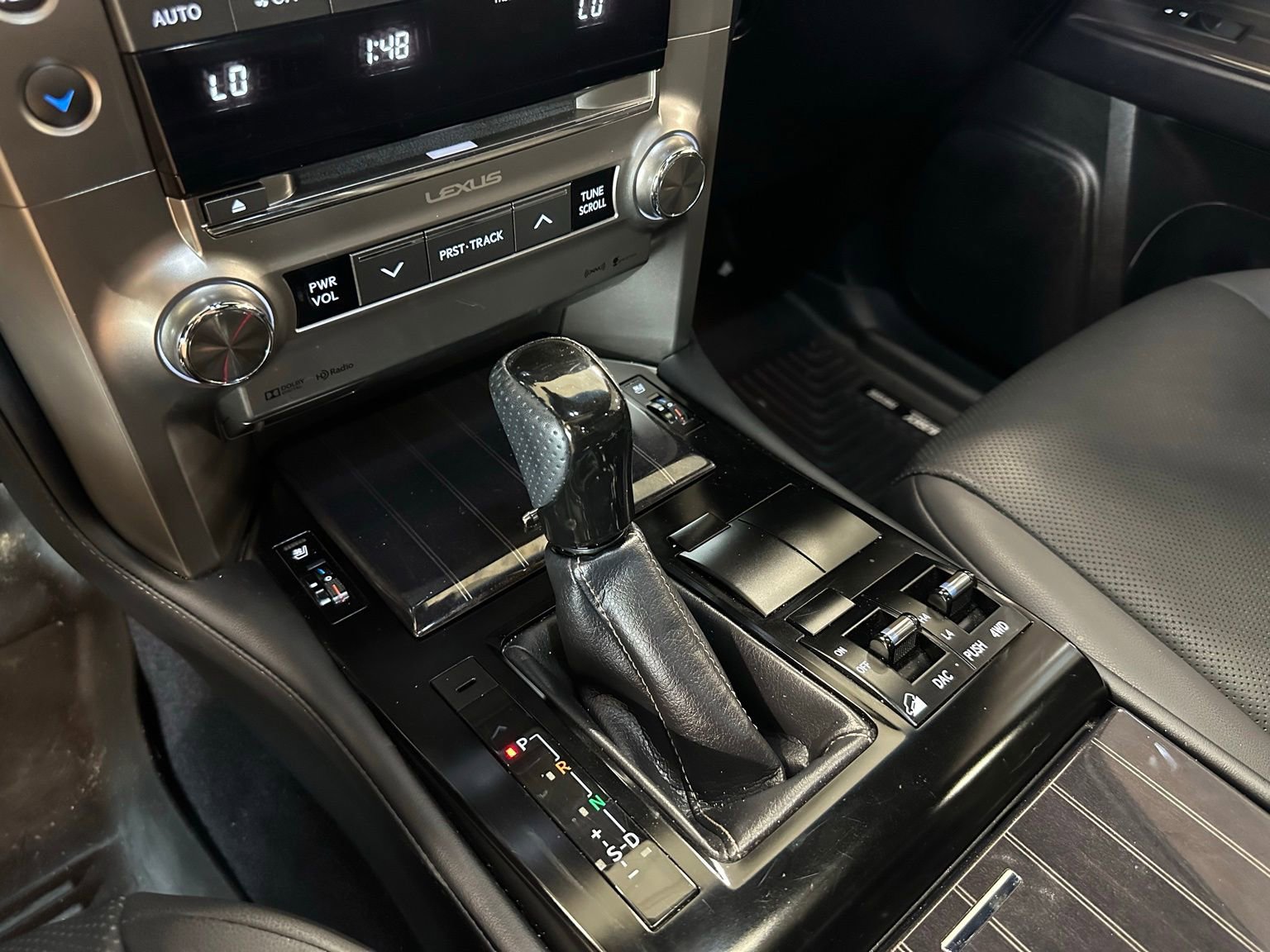 Used 2020 Lexus GX 460 Premium AWD/4WD image 31