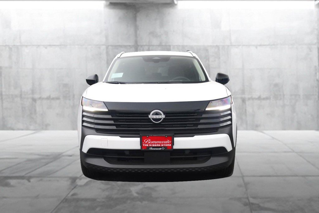 New 2026 Nissan Kicks SV image 4