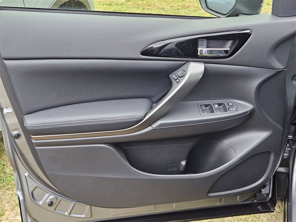 New 2026 Mitsubishi Eclipse Cross Black Edition image 14