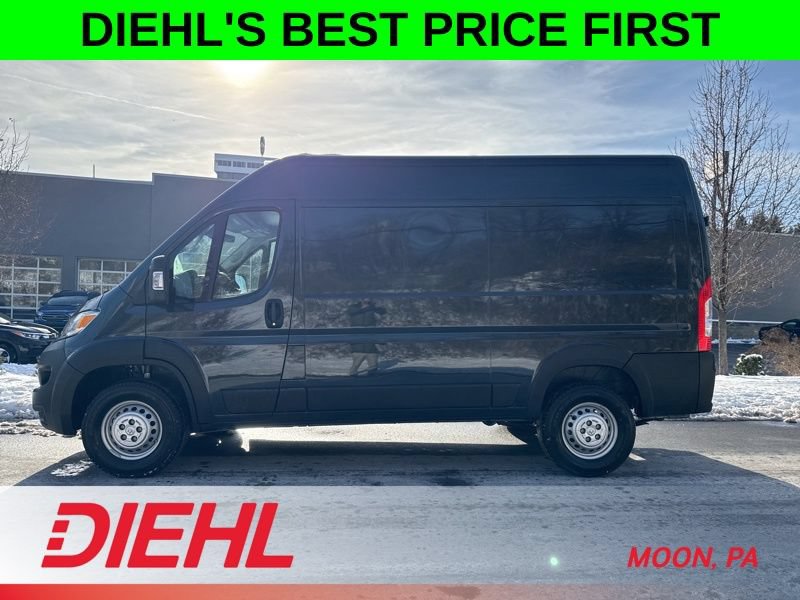 New 2026 RAM ProMaster 2500 w/ Convenience Group FWD image 4