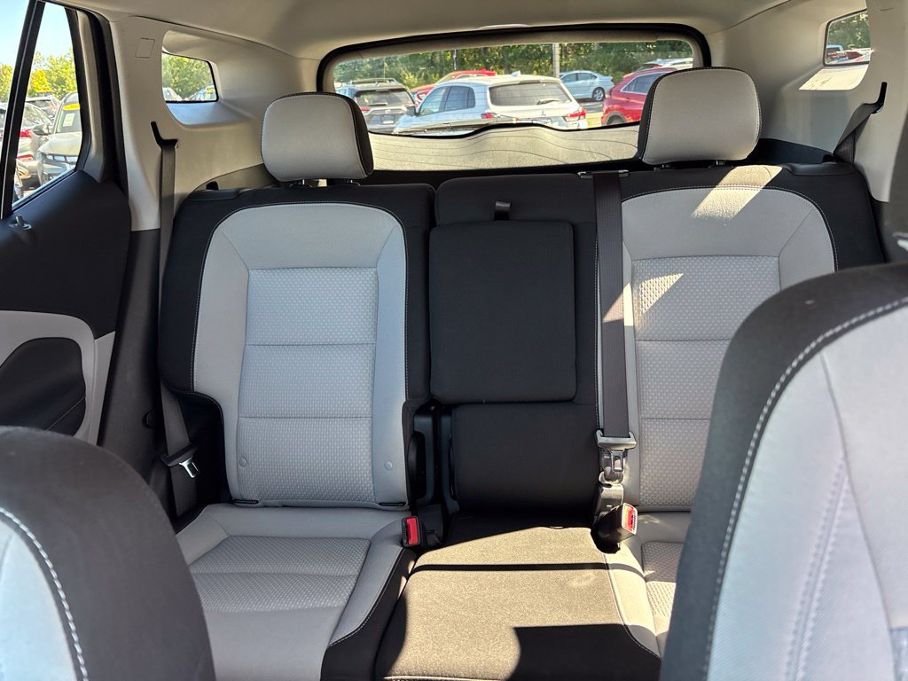 Used 2023 GMC Terrain SLE w/ Driver Convenience Package AWD/4WD image 11