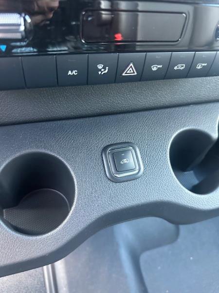 Used 2025 Mercedes-Benz Sprinter 3500 image 9