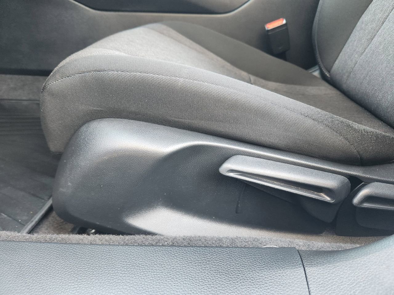 Used 2023 Honda Accord LX image 23