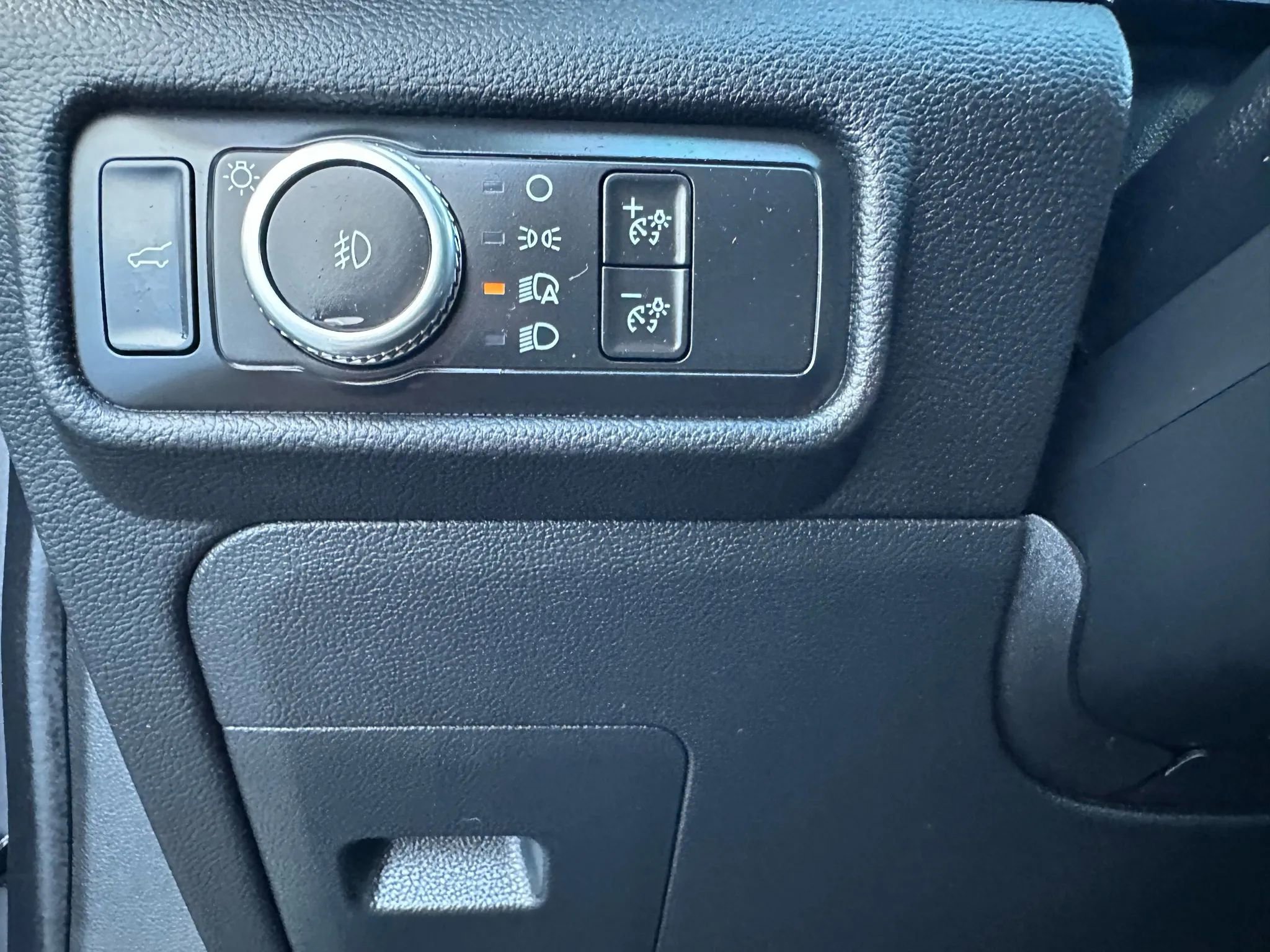 Used 2021 Ford Explorer ST w/ Equipment Group 401A image 18