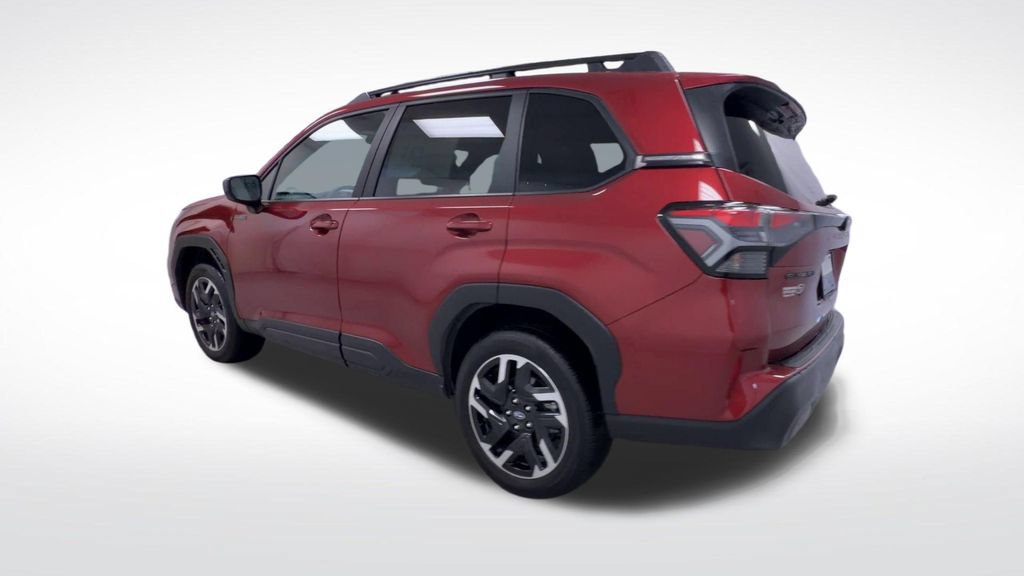 Used 2026 Subaru Forester Premium AWD/4WD image 6