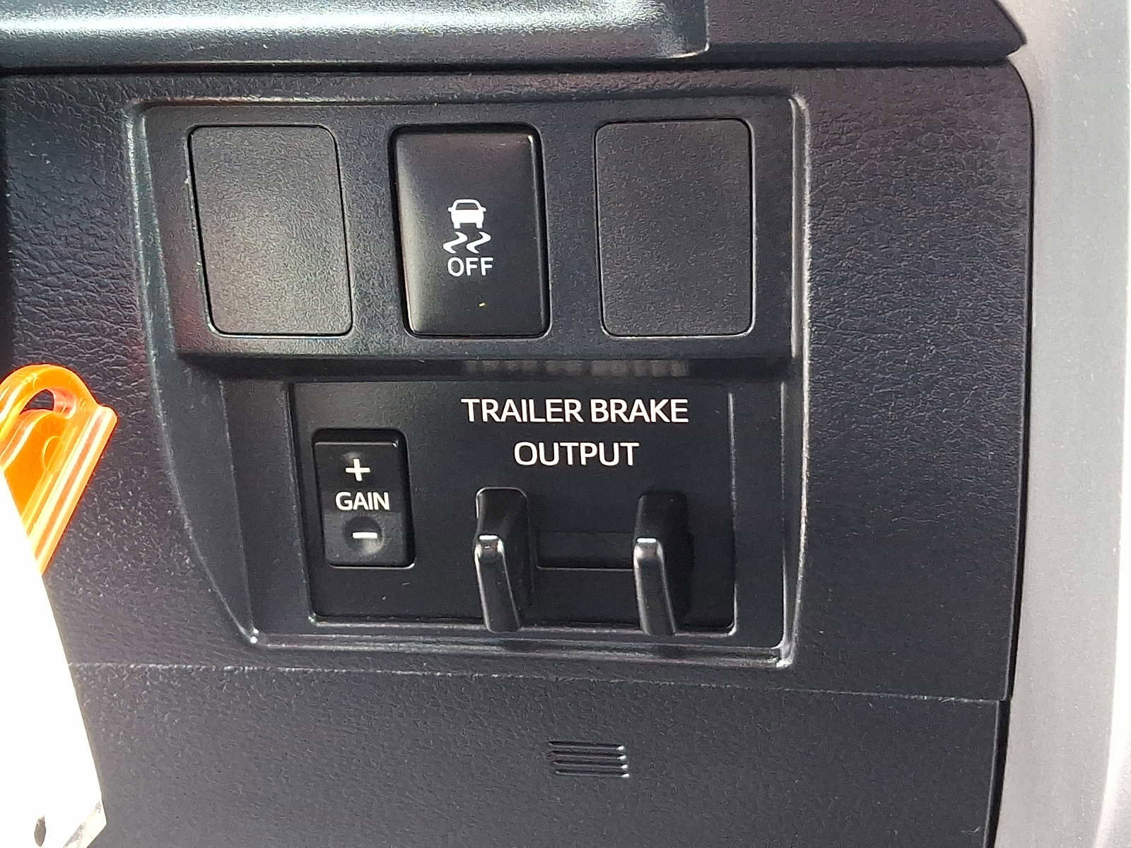 Certified 2019 Toyota Tundra SR5 image 26