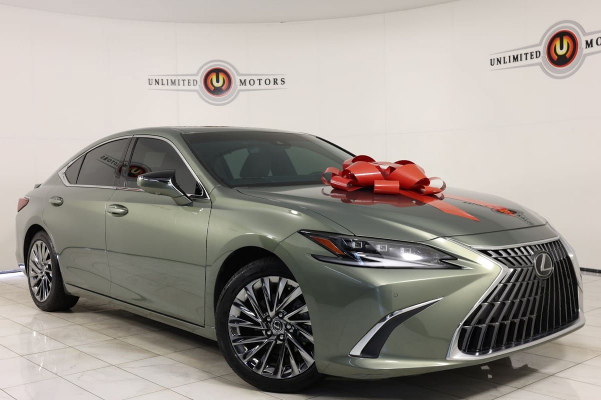 Used 2024 Lexus ES 300h Ultra Luxury w/ Accessory Package (Z2) FWD image 1
