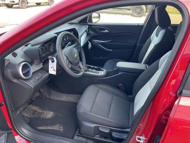 New 2026 Chevrolet Trax LS image 7