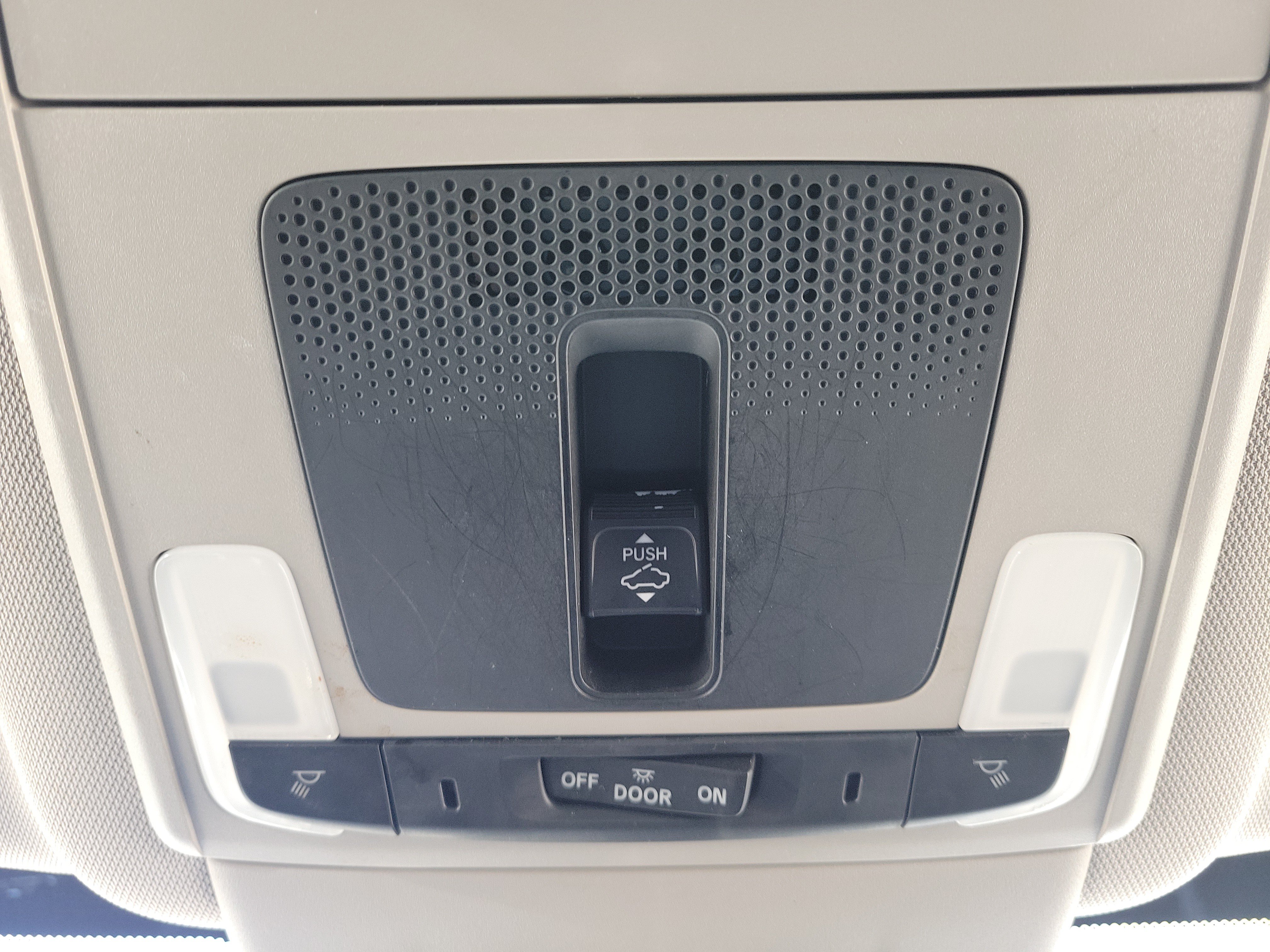 Used 2025 Honda CR-V EX image 31