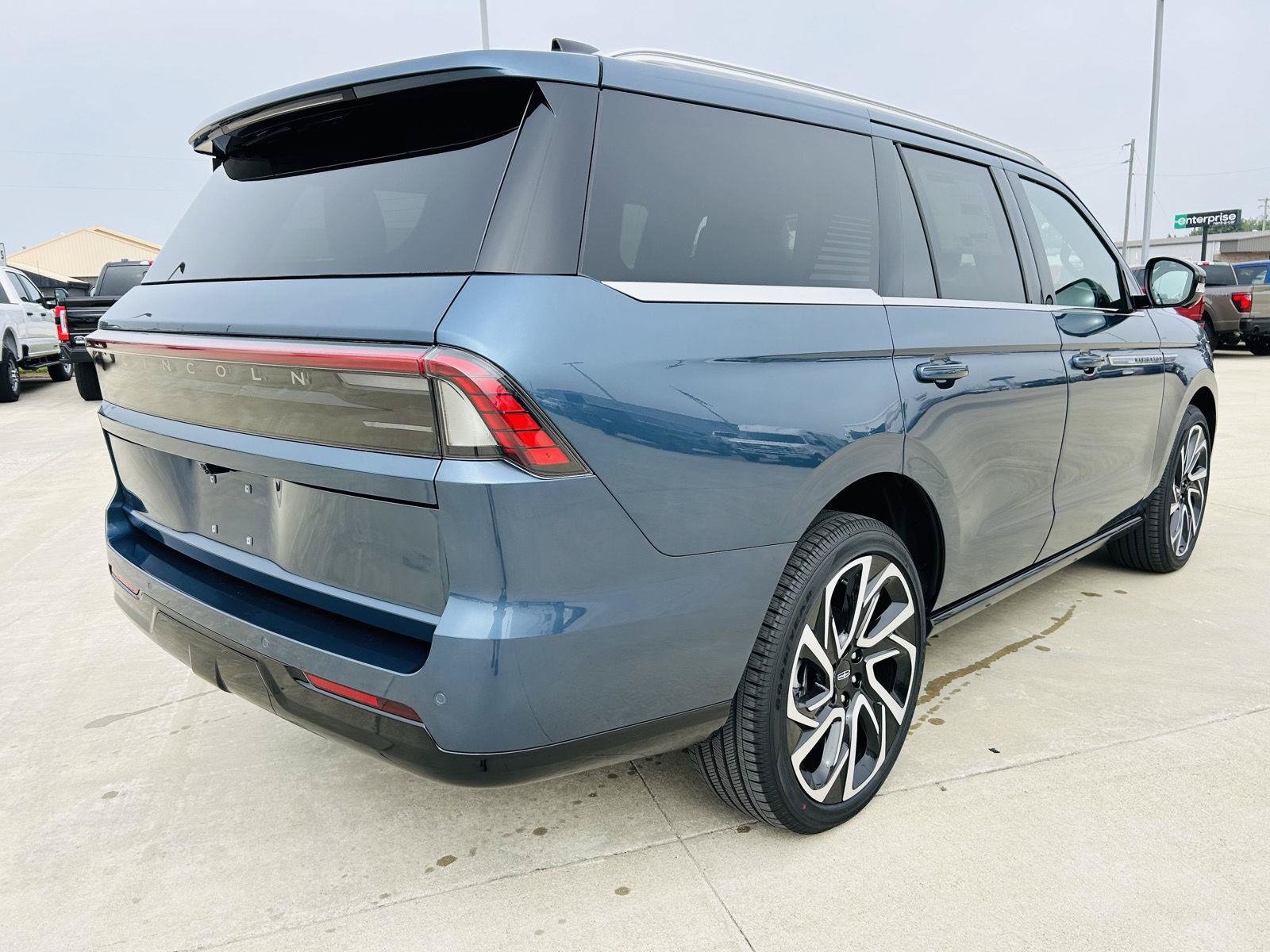 New 2027 Lincoln Navigator Reserve AWD/4WD image 55