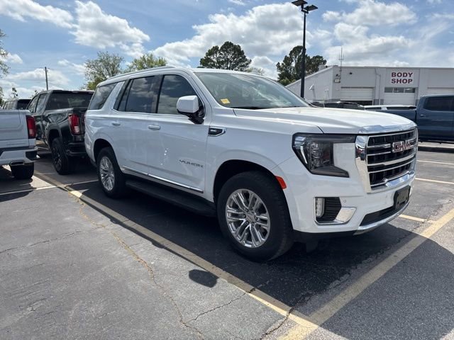 Used 2023 GMC Yukon SLT w/ SLT Luxury Package image 7