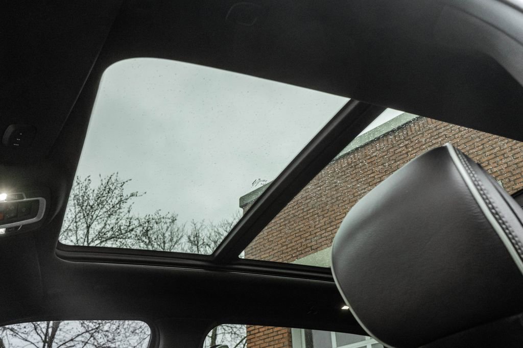 Used 2021 RAM 1500 Limited w/ Night Edition image 12