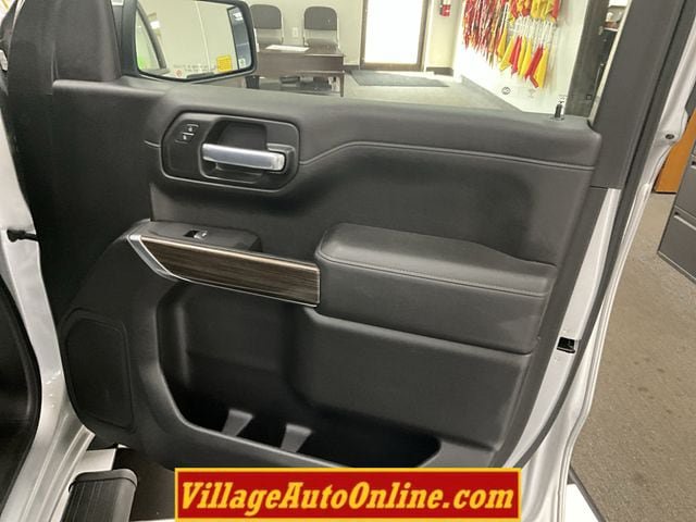 Used 2021 Chevrolet Silverado 1500 LT w/ Safety Package II AWD/4WD image 30