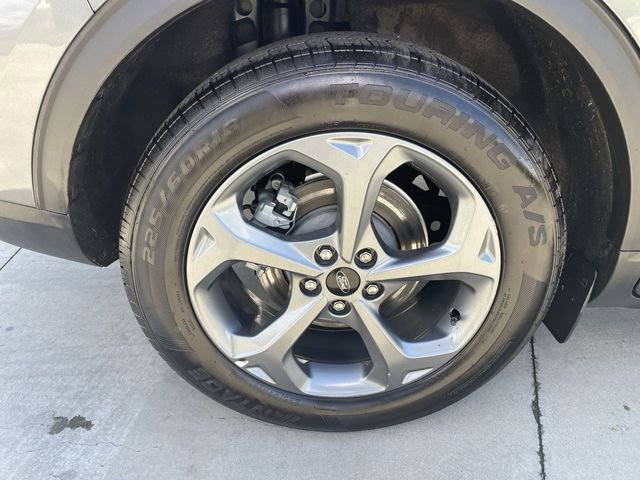 Used 2025 Ford Escape ST-Line FWD image 32