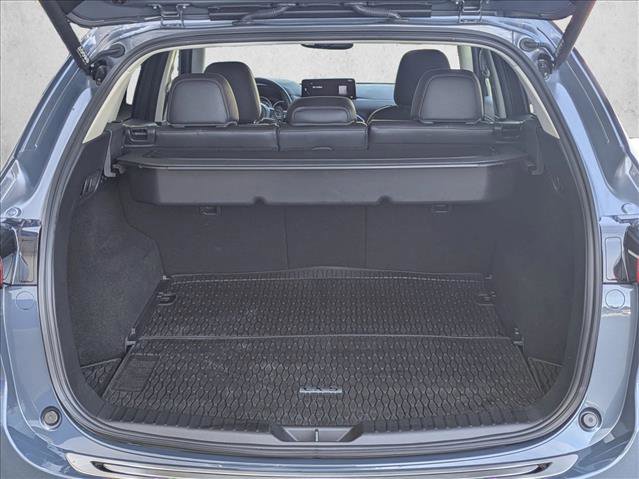 Used 2023 MAZDA CX-5 Carbon Edition image 6