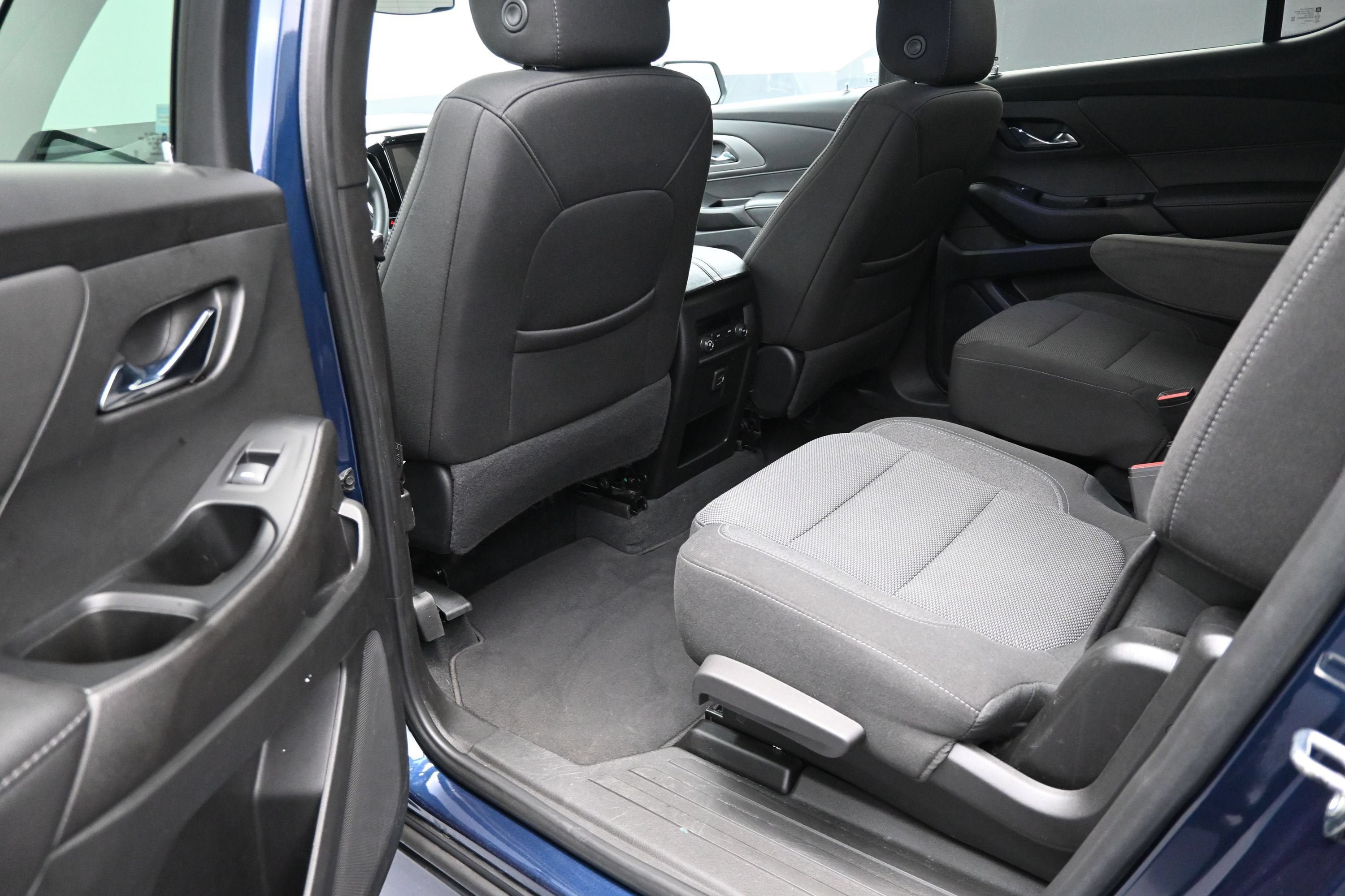 Certified 2023 Chevrolet Traverse LT AWD/4WD image 28
