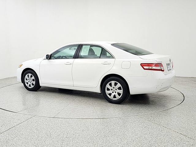 Used 2011 Toyota Camry LE FWD image 7