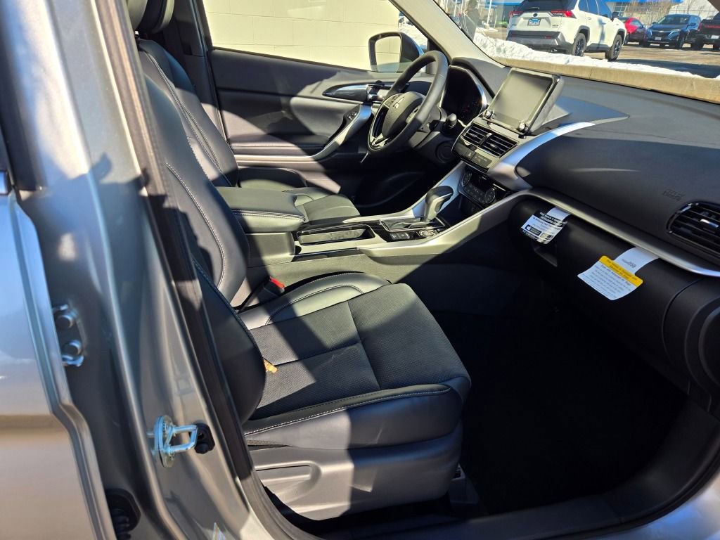 New 2026 Mitsubishi Eclipse Cross SE image 4