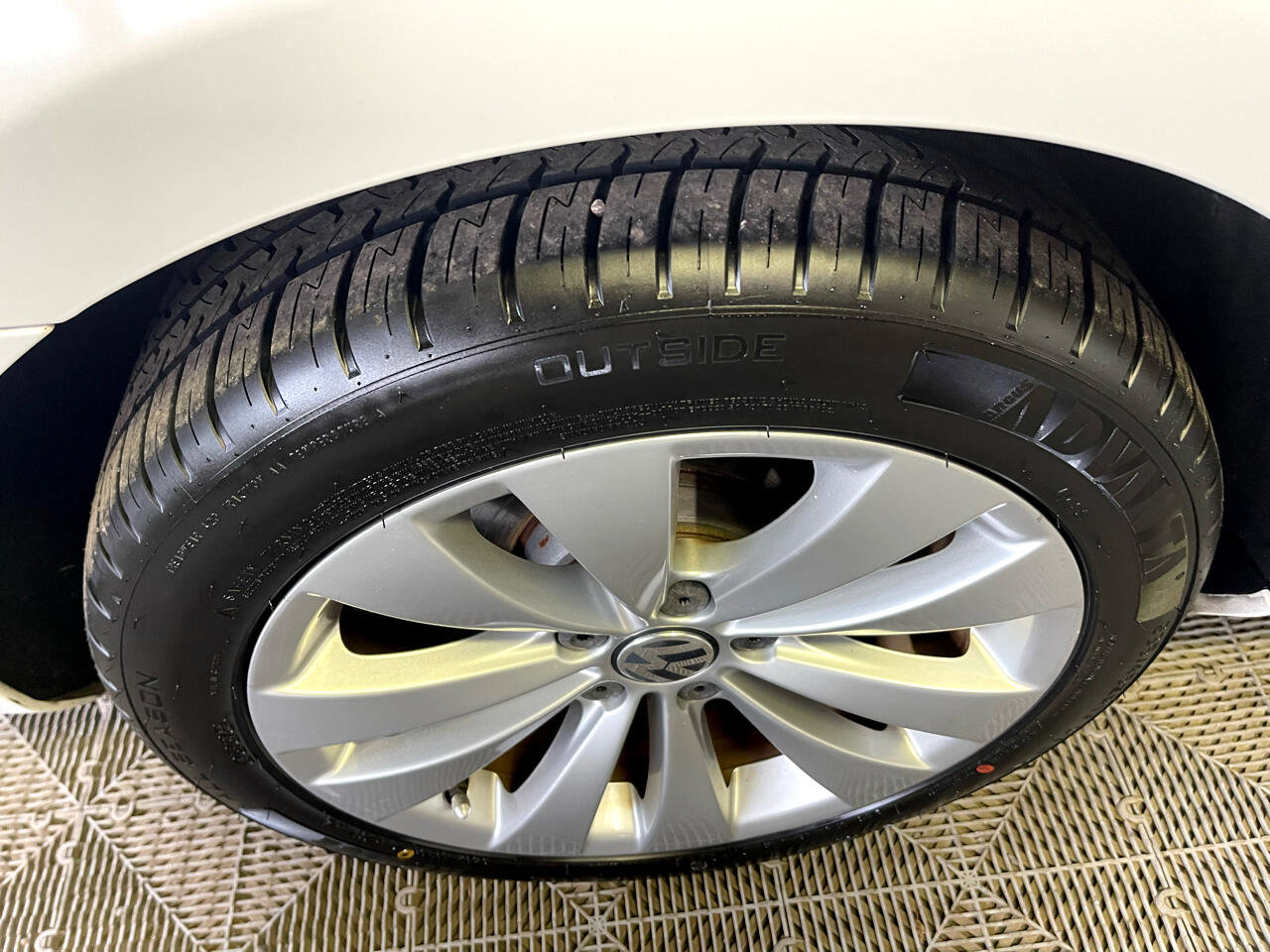 Used 2010 Volkswagen CC Sport image 18