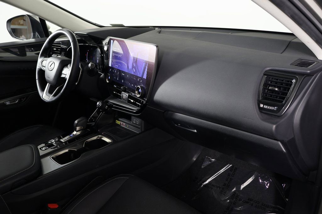 Certified 2022 Lexus NX 350h AWD image 9