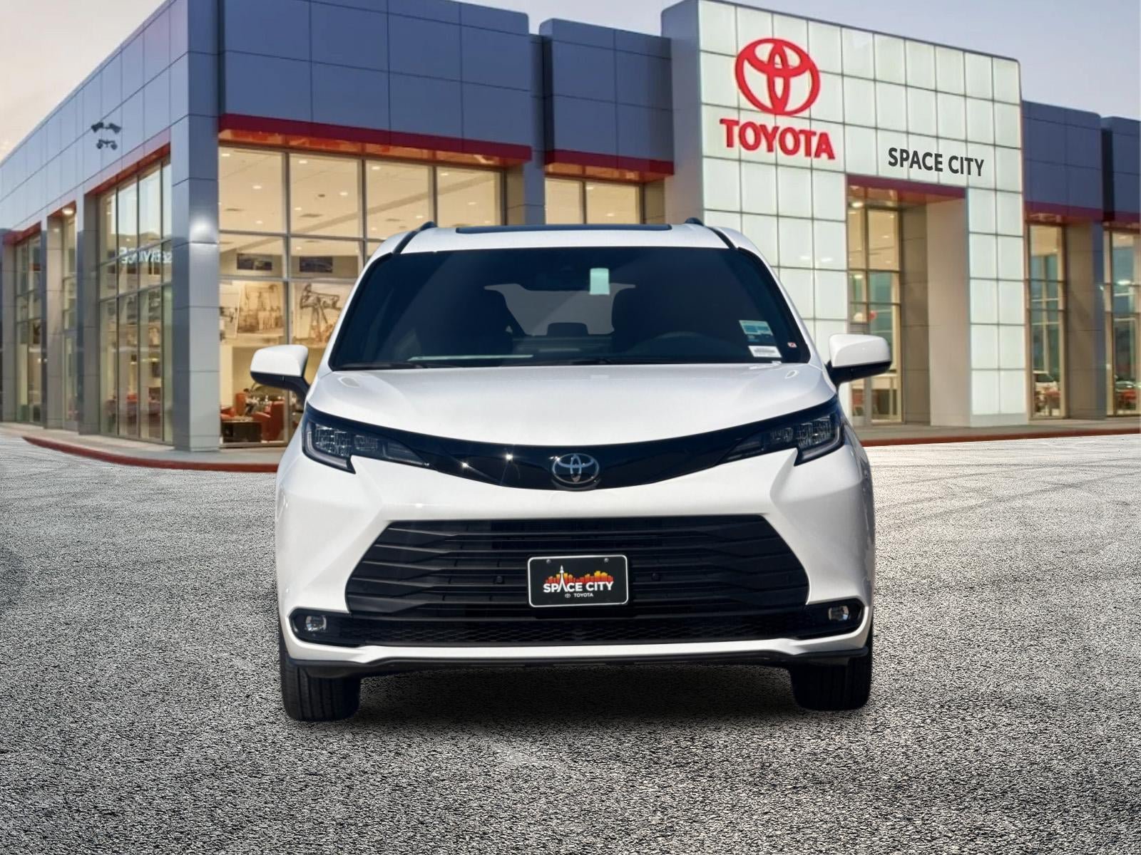 New 2026 Toyota Sienna XLE Woodland Edition AWD/4WD image 9