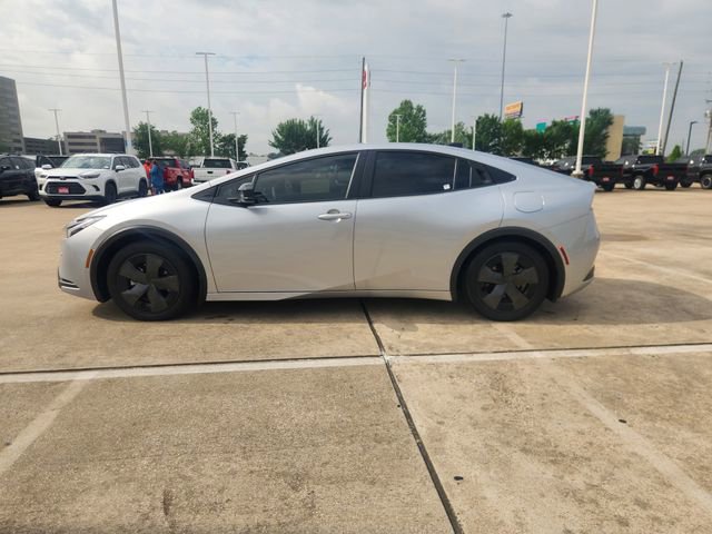 Used 2026 Toyota Prius Plug-In Hybrid FWD image 4